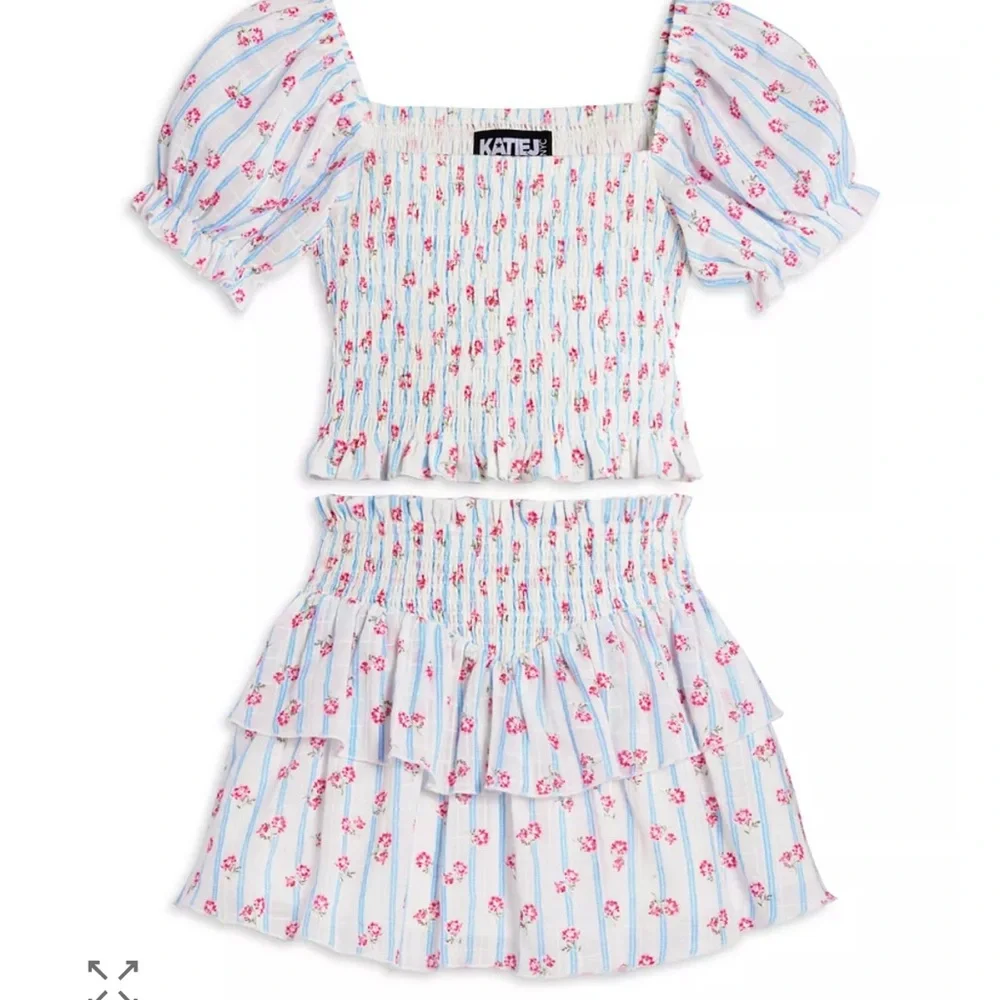 KatieJ NYC Girls' Marlee Smocked Floral Puff Sleeve Top & Brooke Skirt, size L
